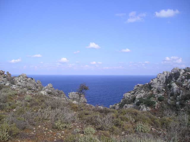 Μεγάλη έκταση με φανταστική θέα στην θάλασσα