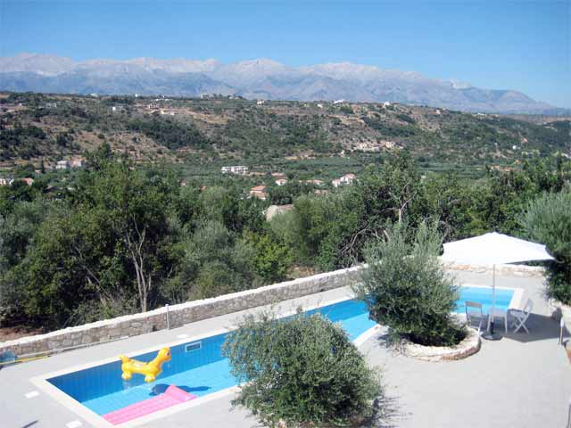 Διαμέρισμα με θέα στα Λευκά Όρη