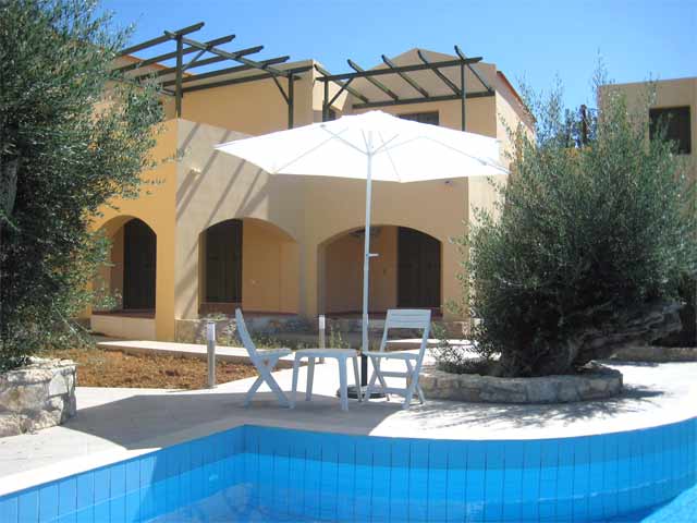 Apartment mit Pool und Bergblick