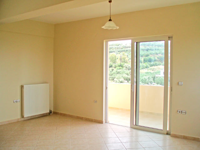 Apartment with sea views
