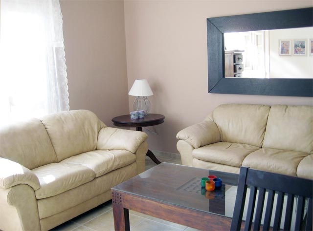 Fully equipped apartment with swimming pool