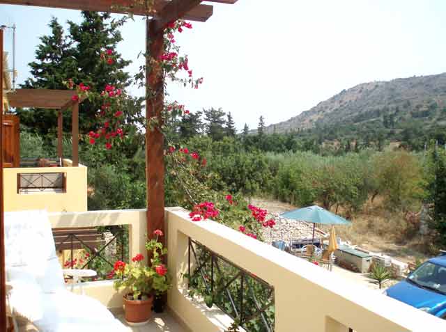 Κατοικία σε μικρό συγκρότημα με πισίνα