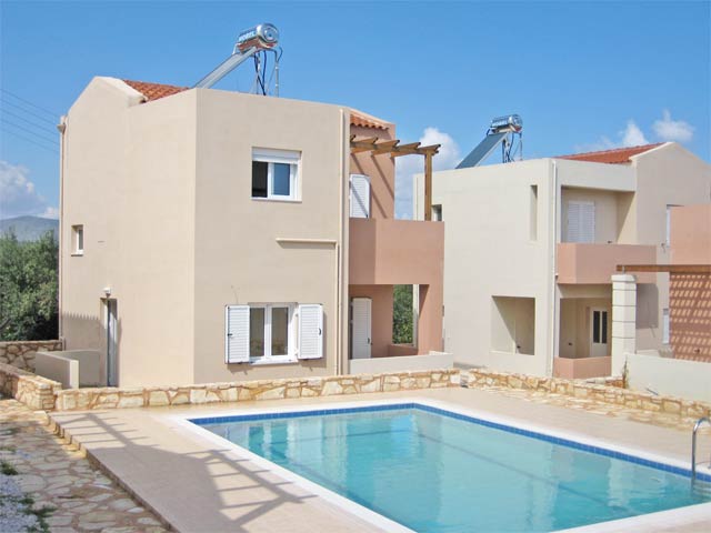 Ideally located 2-bed home