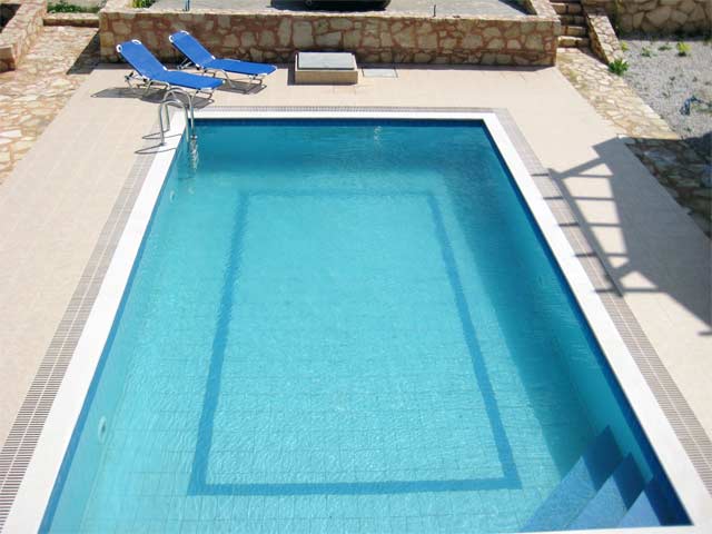 Ideally located 2-bed home