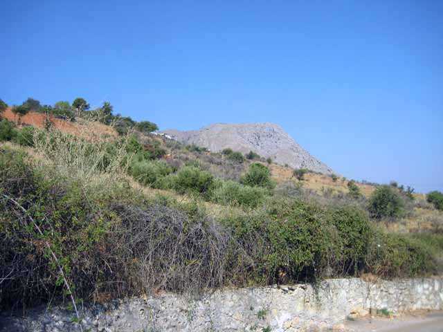 Attractive plot close to the sea