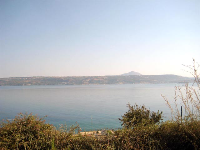 Attractive plot close to the sea