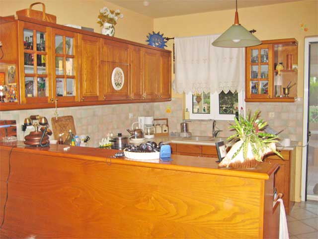 Einfamilienhaus am Rande von Alikianos