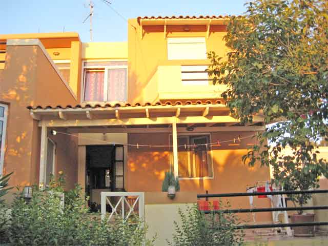 Einfamilienhaus am Rande von Alikianos