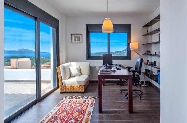New villa with superb sea views