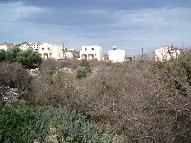 Plot with stunning sea views