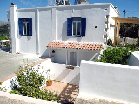 Charming residence in Western Crete