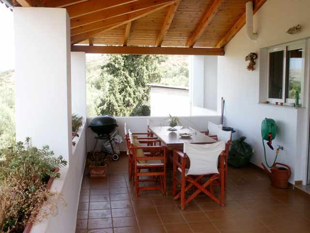 Spacious two-storey house with panoramic views
