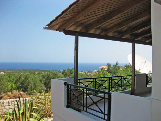Comfortable home with prime views to the sea