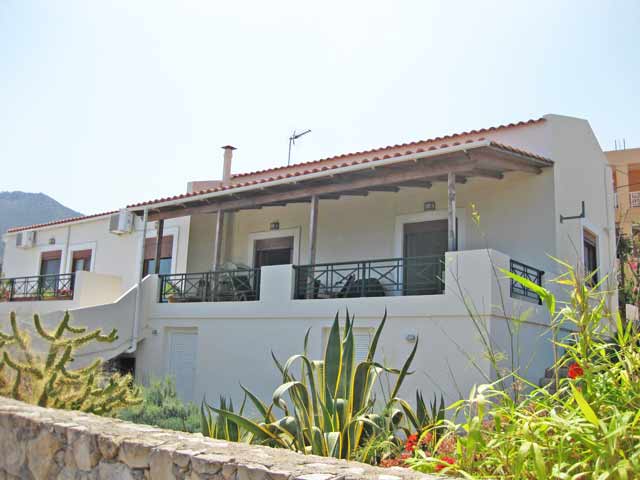 Comfortable home with prime views to the sea
