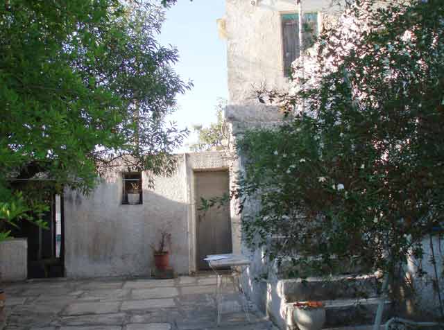Charming stone house in Gavalohori