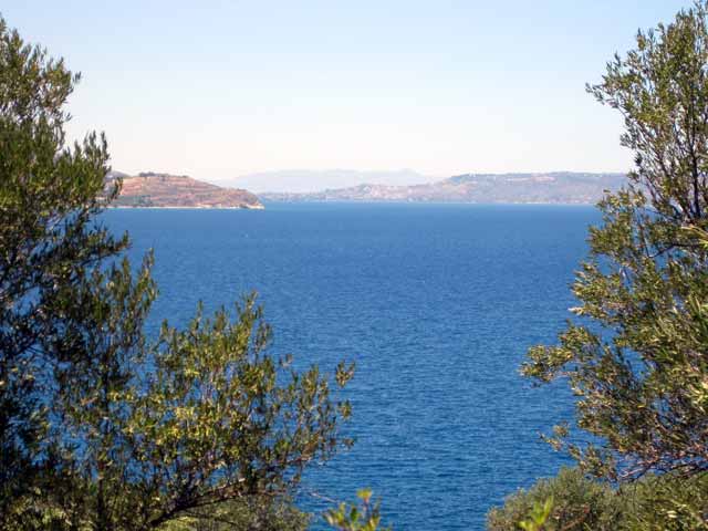 Near the sea front, unobstructed views