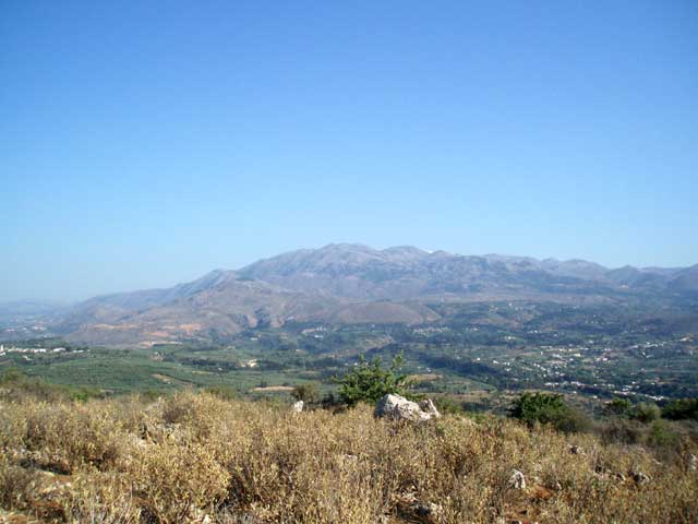 Plot in Vamos with stunning views