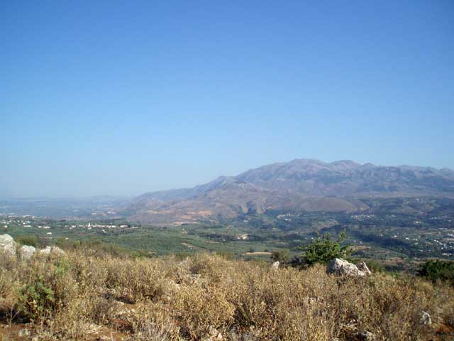 Plot in Vamos with stunning views