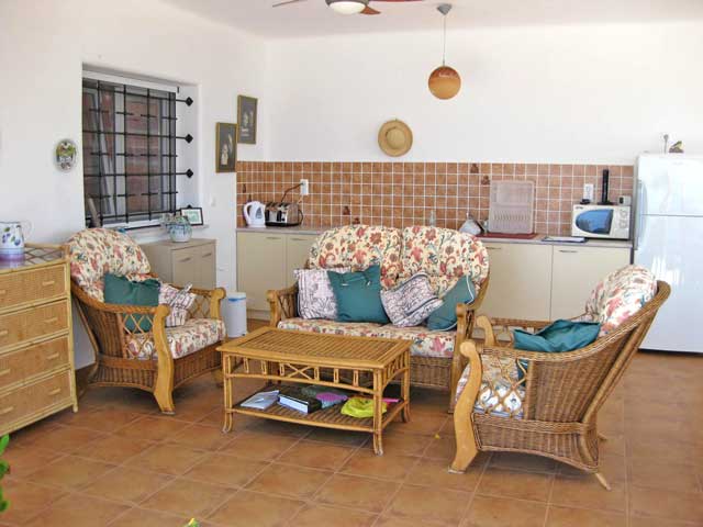 Villa Faros in prime location
